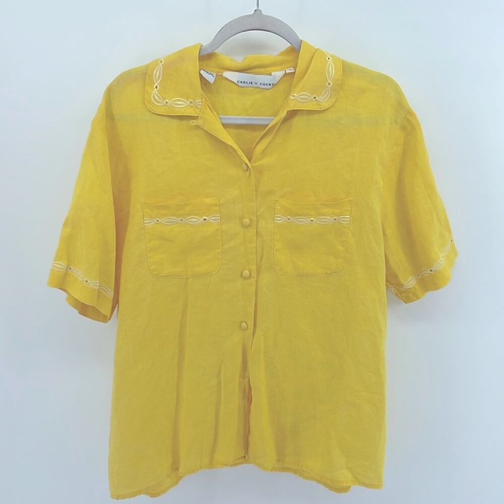 Vintage 90’s Carlie’s Court 100% linen embroidered short sleeve button up shirt